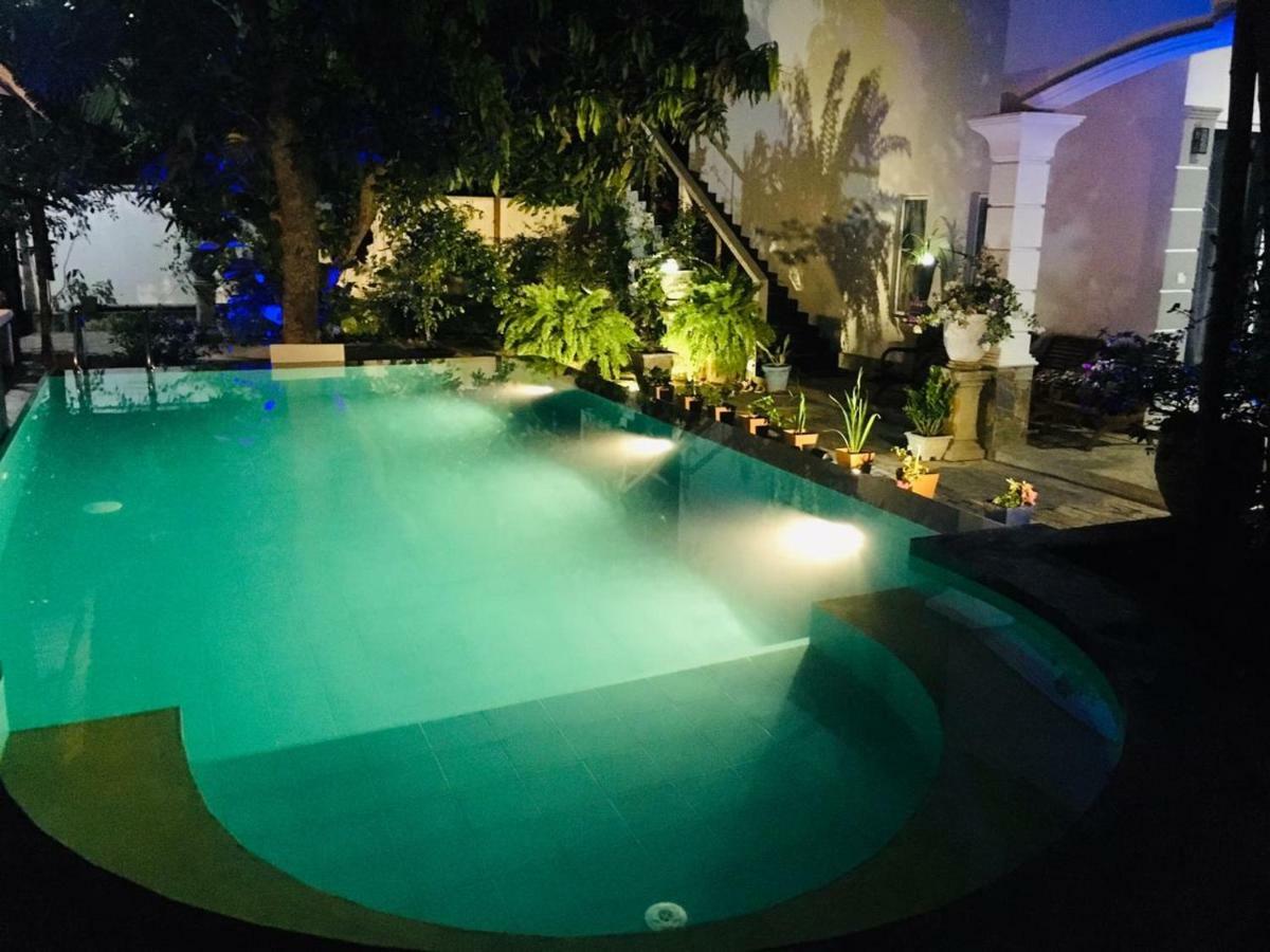 Villa The Leaf เวลิกามา ภายนอก รูปภาพ